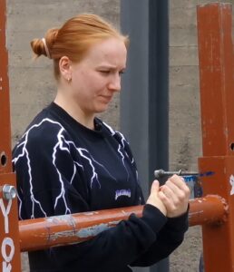 Read more about the article Selän treenaaminen – Näillä vinkeillä ruutia maastavetoon!