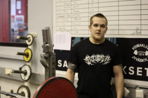 Read more about the article Olkapääkipu penkkipunnertaessa