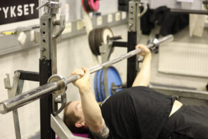 Read more about the article Kovasta penkkitreenistä palautuminen – Liikenopeuden seuraaminen